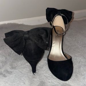 Qupid Black Suede Bow Detail Platform Heels with Gold Buckle